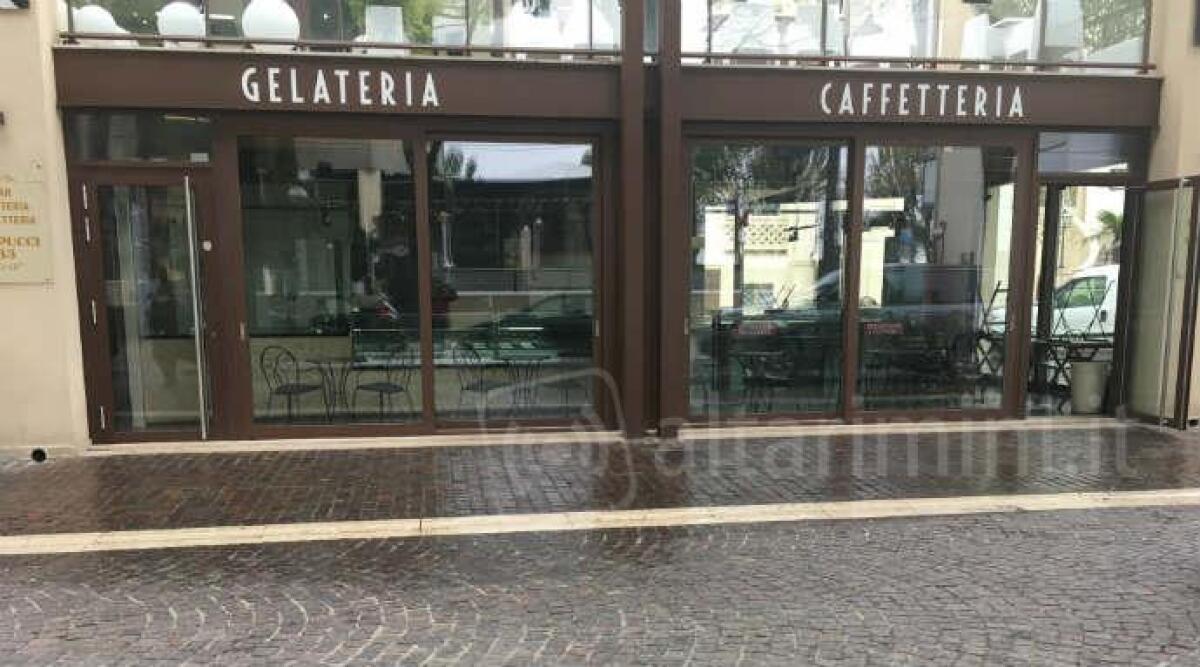 Dove sorgeva il mitico Embassy aprir&agrave; un nuovo originale ristorante: avr&agrave; una gelateria e una Gineria - 