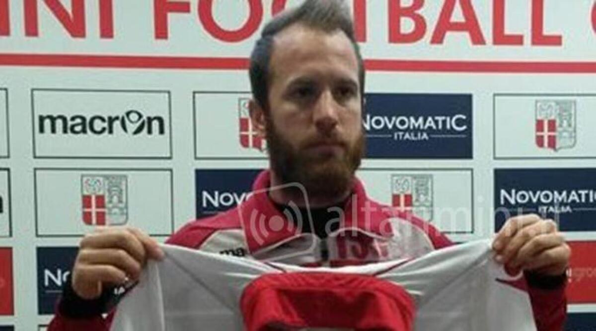 Calcio Eccellenza, il Cattolica prende Bacchiocchi e sogna Ballarini. Fya, c'&egrave; Enchisi? Via Grimellini - 