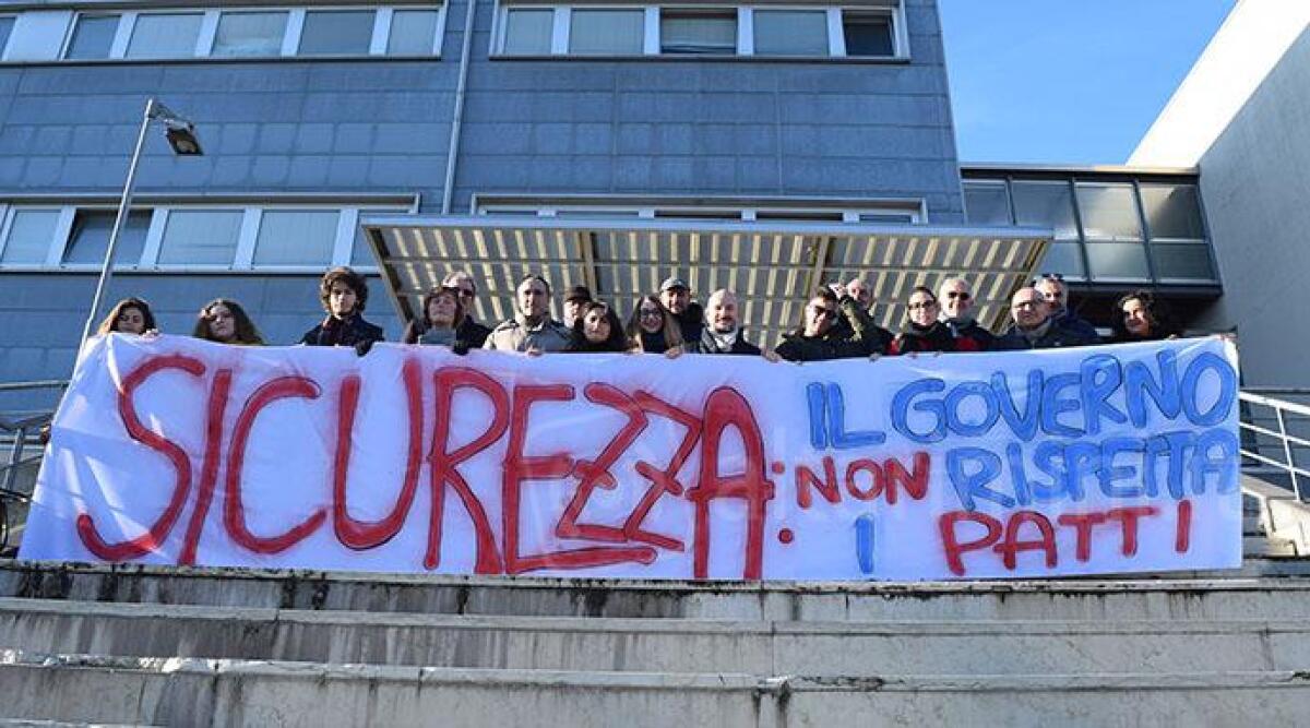 Il Pd in piazza per chiedere al governo di rispettare il 'patto sulla sicurezza' - 