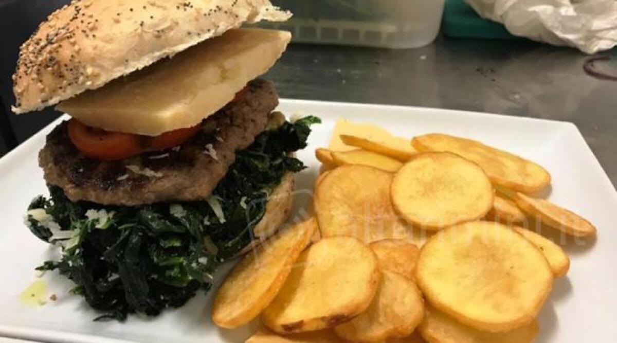Migliori Hamburgher in Italia? Ghetto 46 di Villa Verucchio nella top ten per il Corriere della Sera -