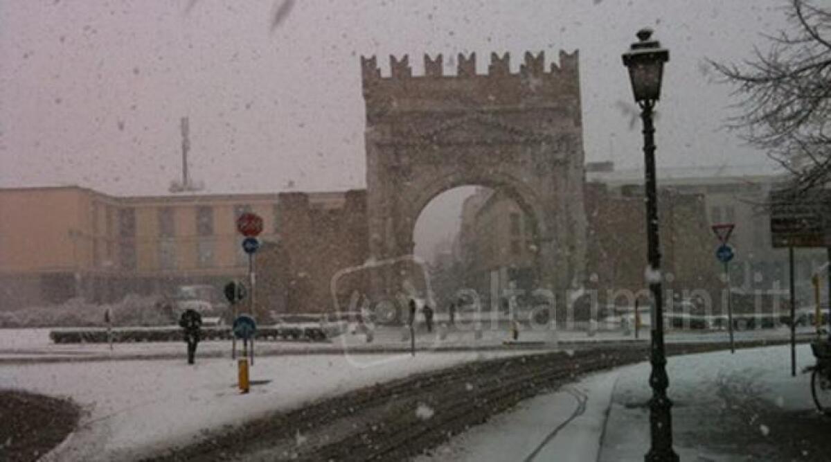 Marted&igrave; a tutta neve sul riminese, anche in costa: dai 5 ai 15 cm tra pianura e collina - 