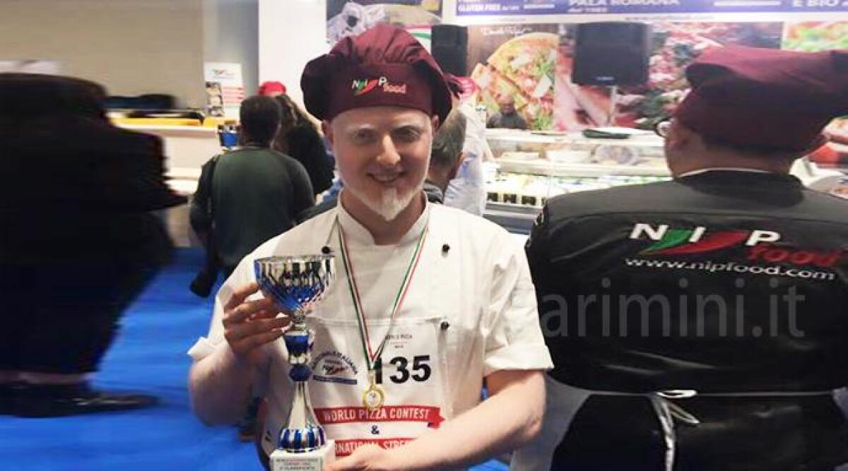 Un riminese tra i migliori pizzaioli al mondo: Antonio Petrini sul podio del campionato mondiale - 