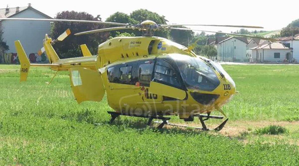 Cavallerizza cade durante la gara, incidente a San Giovanni in Marignano - 