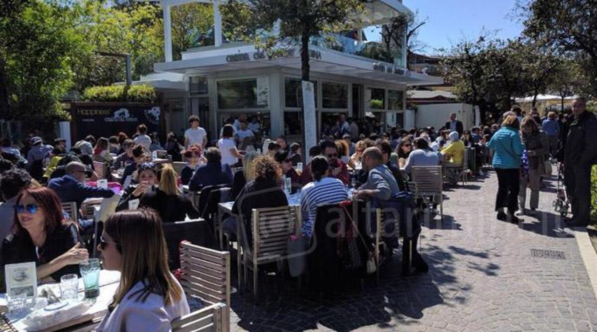 Da piccolo chiosco a piadineria punto di riferimento di Rimini: riapre la Casina del Bosco - 