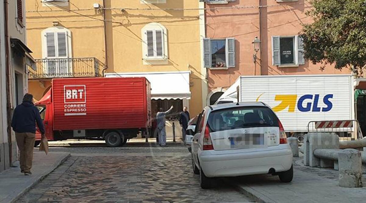Multe nel centro di Novafeltria, ancora polemiche sui parcheggi a pagamento - 