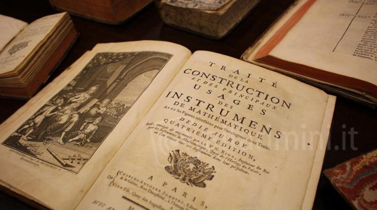 Dona preziosa collezione di libri antichi alla biblioteca Gambalunga di Rimini - 