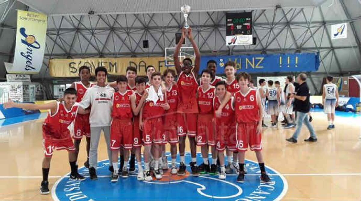 Basket giovanile, l'Under 14 dei Crabs trionfa nel Memorial Papini - 