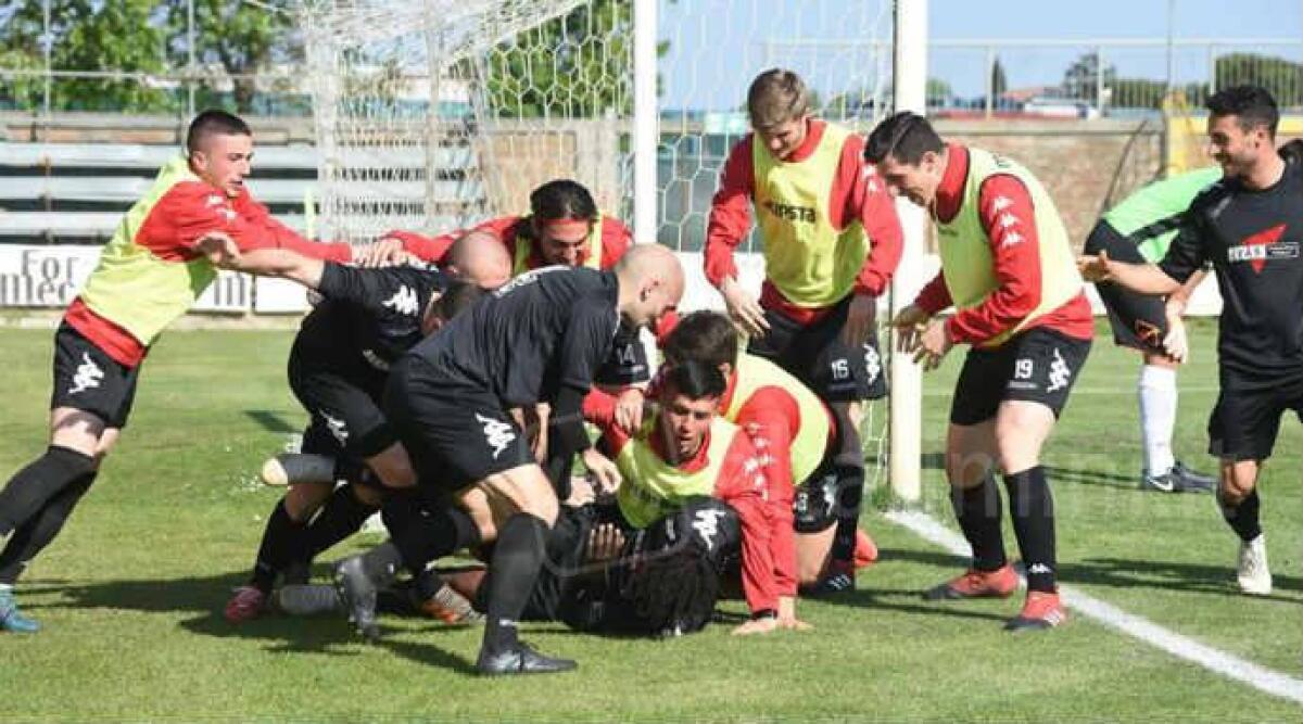 Calcio D, Diop entra e segna come all'andata: la vittoria della Sammaurese vale la salvezza -