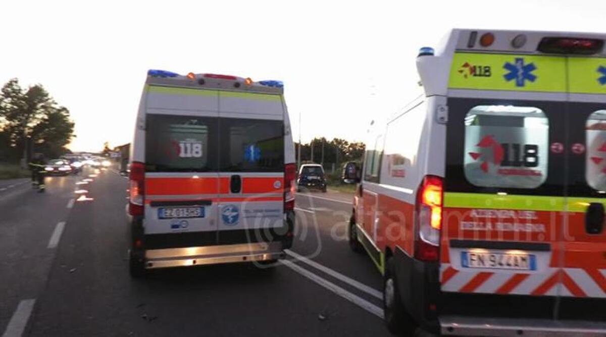 Pasqua di sangue, brutto incidente stradale a Rimini: sei feriti tra cui bambini - 