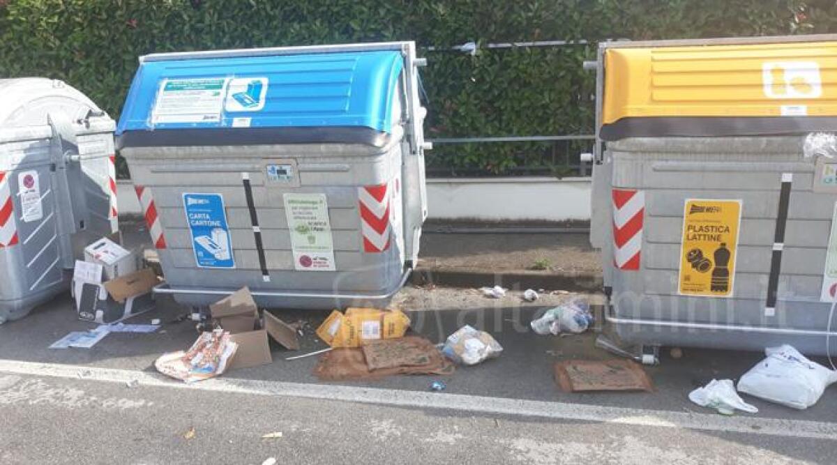 Rimini arrivano le foto trappole per incastrare chi butta i rifiuti in strada - 