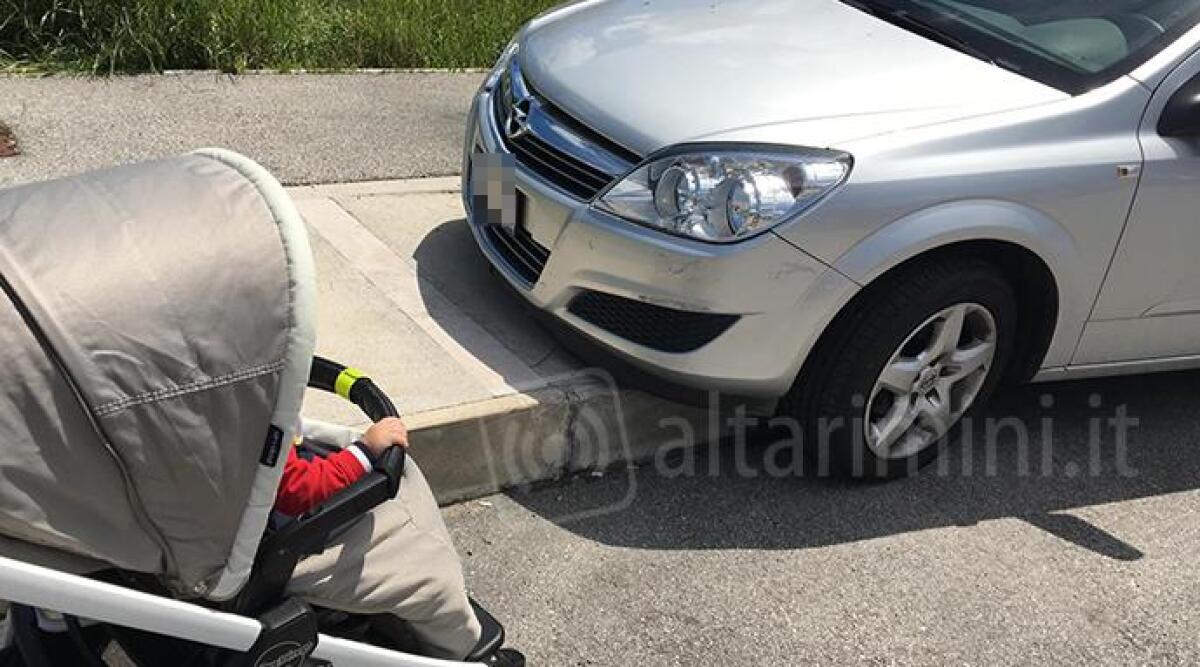 Ospedale "Infermi", off limits la rampa per disabili - 
