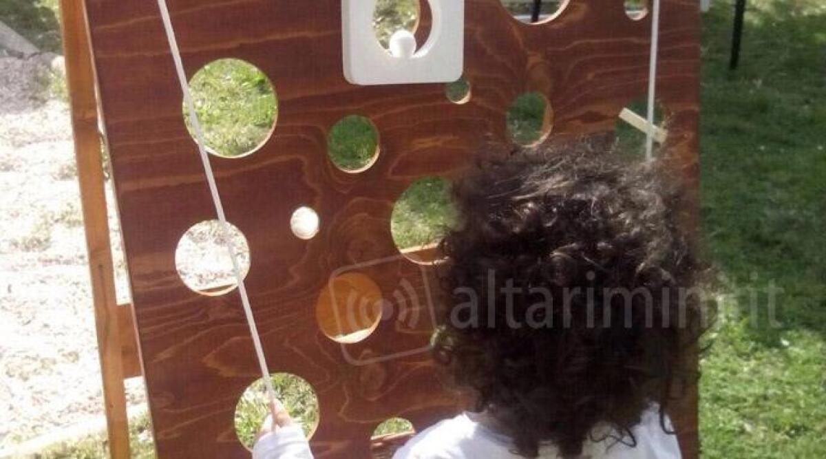San Clemente riscopre i giochi di una volta, dalle biglie al flipper -