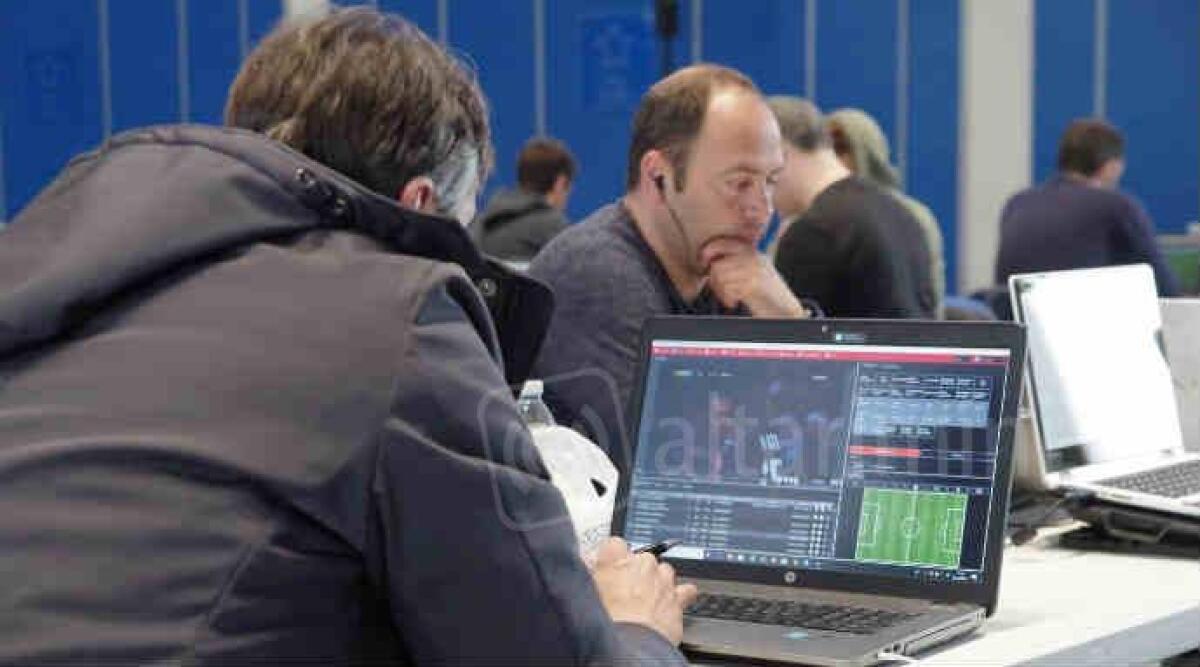 Calcio, mister Lorenzo Magi sui banchi di Coverciano: prende il patentino di match analyst - 