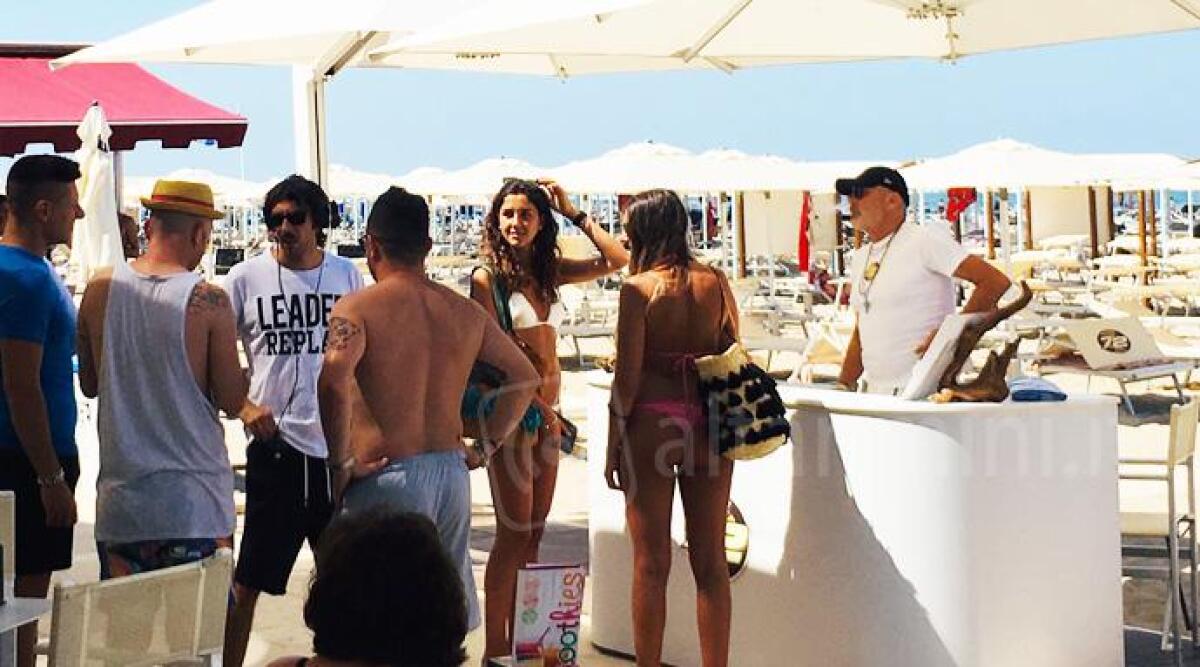 Valentina Vignali, Ludovica Pagani e gli Autogol protagonisti del film Rai girato a Riccione - 