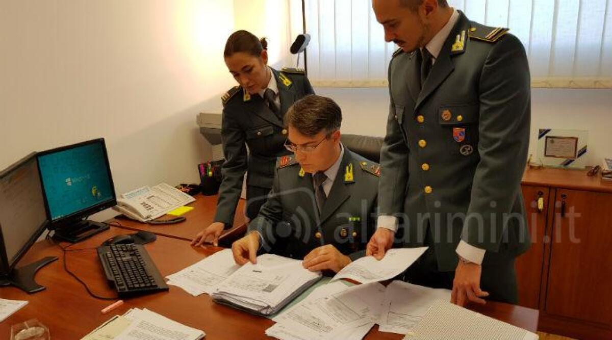 Riciclaggio: sequestro patrimoniale per 2 milioni di euro, i soldi passati da una banca di Bellaria - 