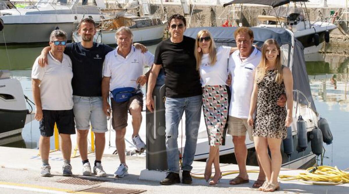 Alla scoperta della bellissima baia di Porto Vallugola: attivate navette ed escursioni in mare -