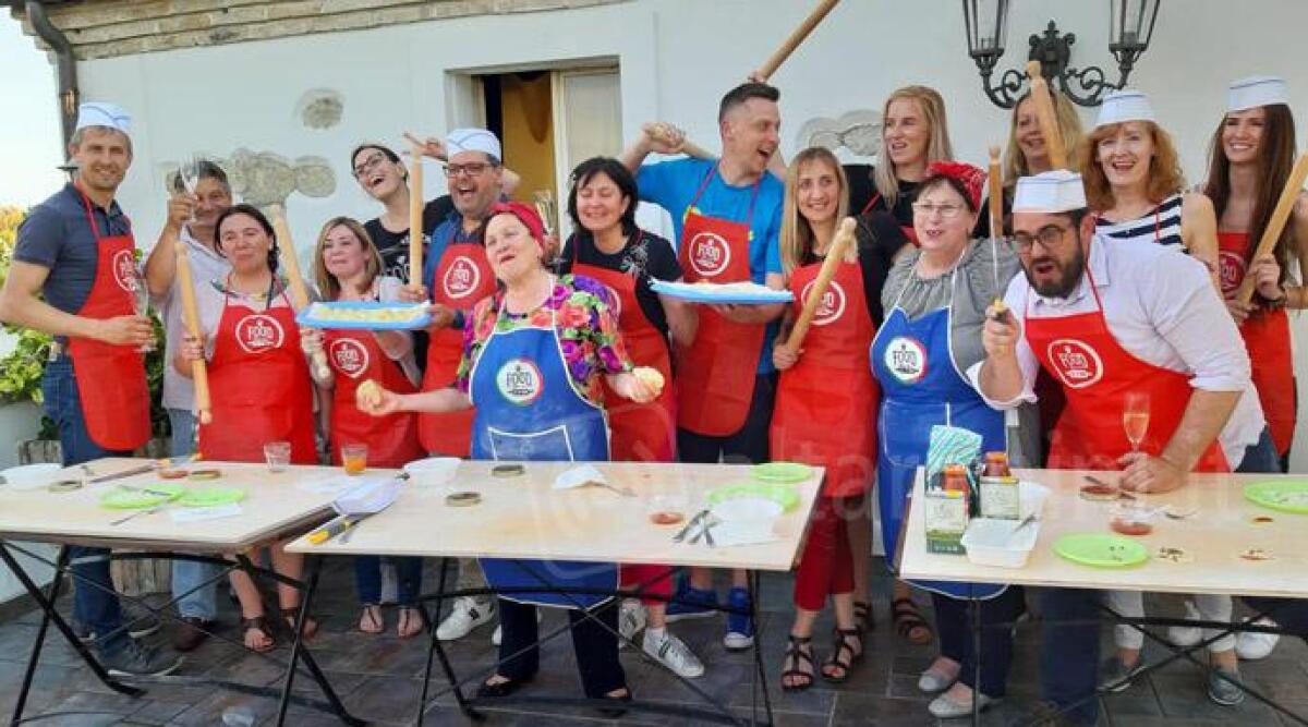 Dante, Fellini e il tartufo dei boschi di Sant'Agata Feltria: dall'Europa alla scoperta del riminese - 