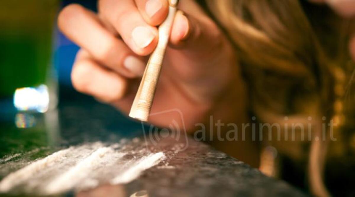 I giovani iniziano a drogarsi tra i 14 e i 15 anni, la cocaina lo stupefacente pi&ugrave; usato - 