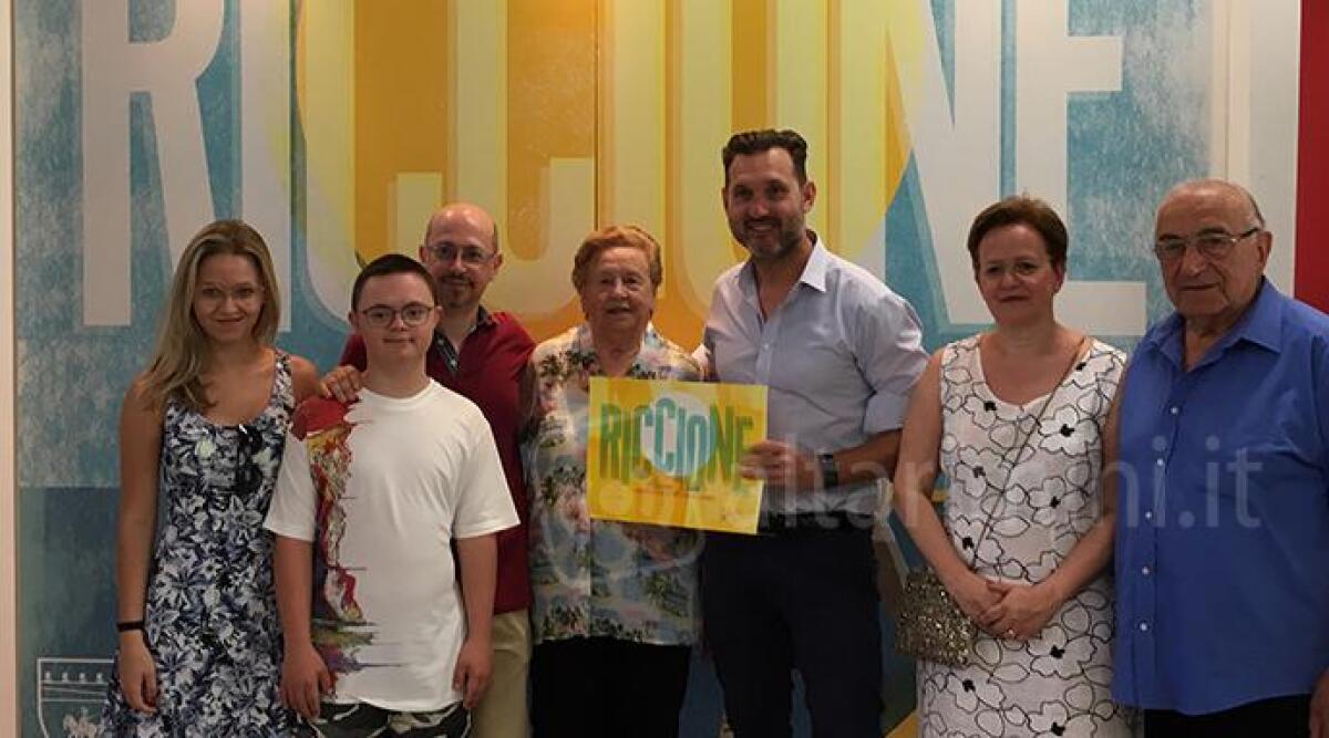 Turisti fedeli a Riccione nominati ambasciatori della citt&agrave; - 