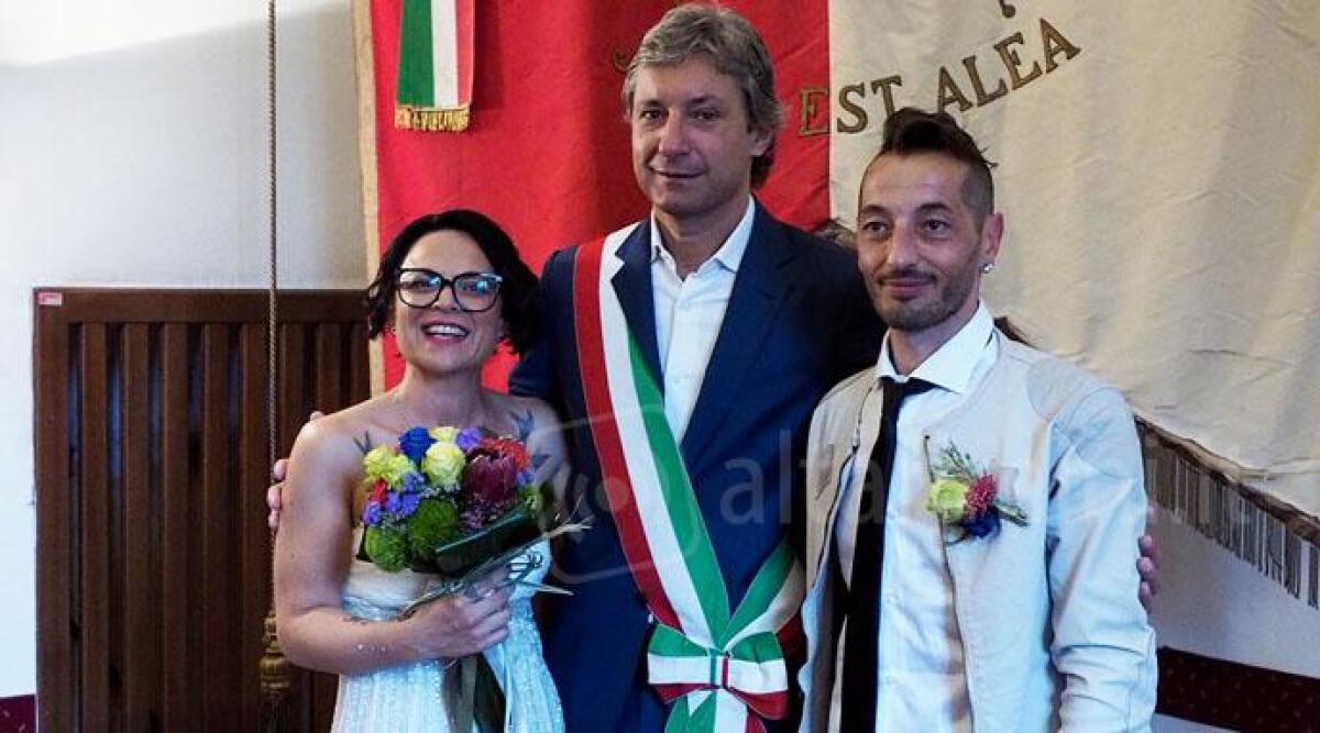 Erika e Igor: a Rimini per sposarsi, prima in Comune e poi sul palco di Jovanotti - 