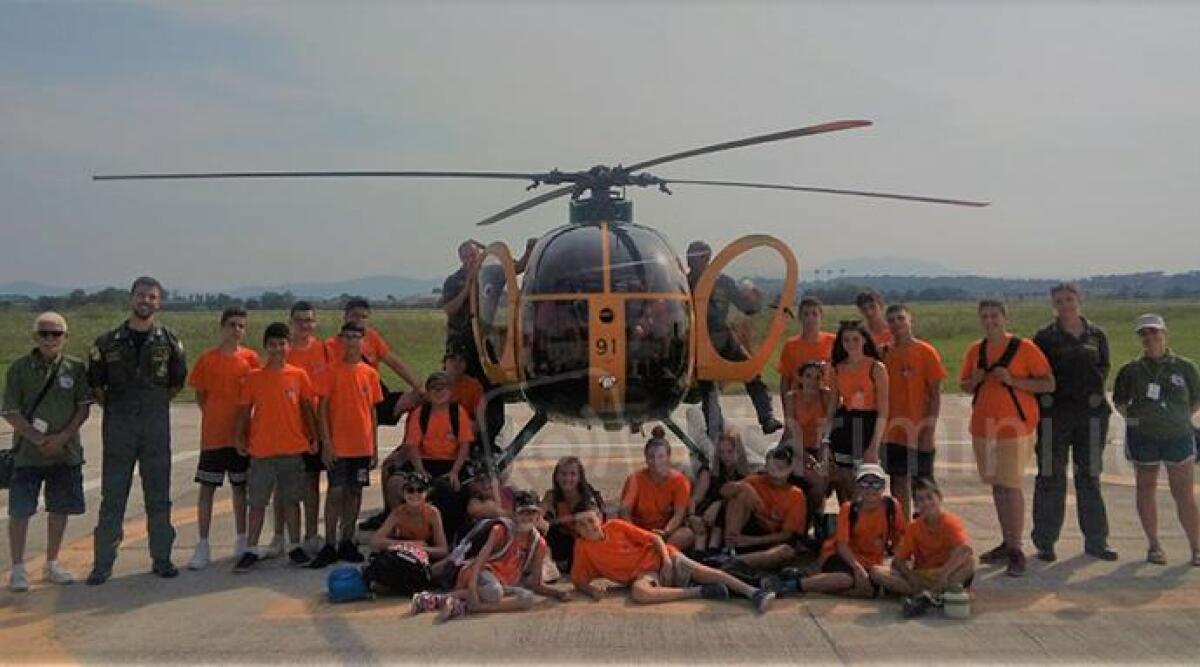 I campi scuola estivi della Protezione Civile in visita alla sezione Area della Guardia di Finanza - 