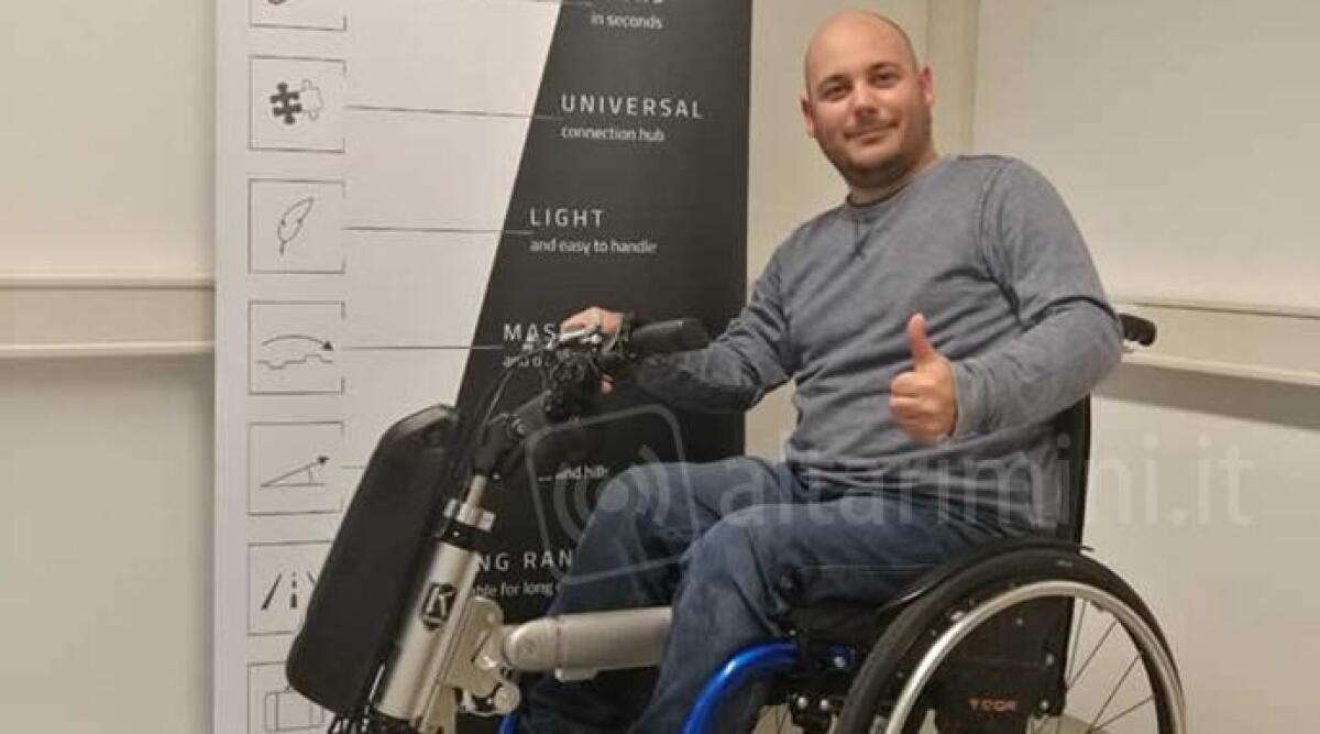 In carrozzina da Venezia a Roma in 10 giorni passando per Rimini, nuova impresa di Manuel Giuge - 