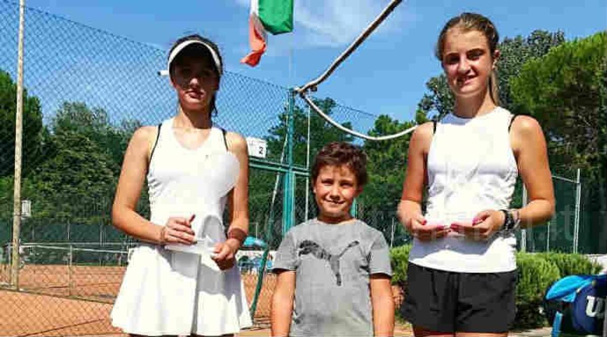 Tennis, hurrà per Eleonora Magnani, Beatrice Lotti ed Andrea Bacchini -