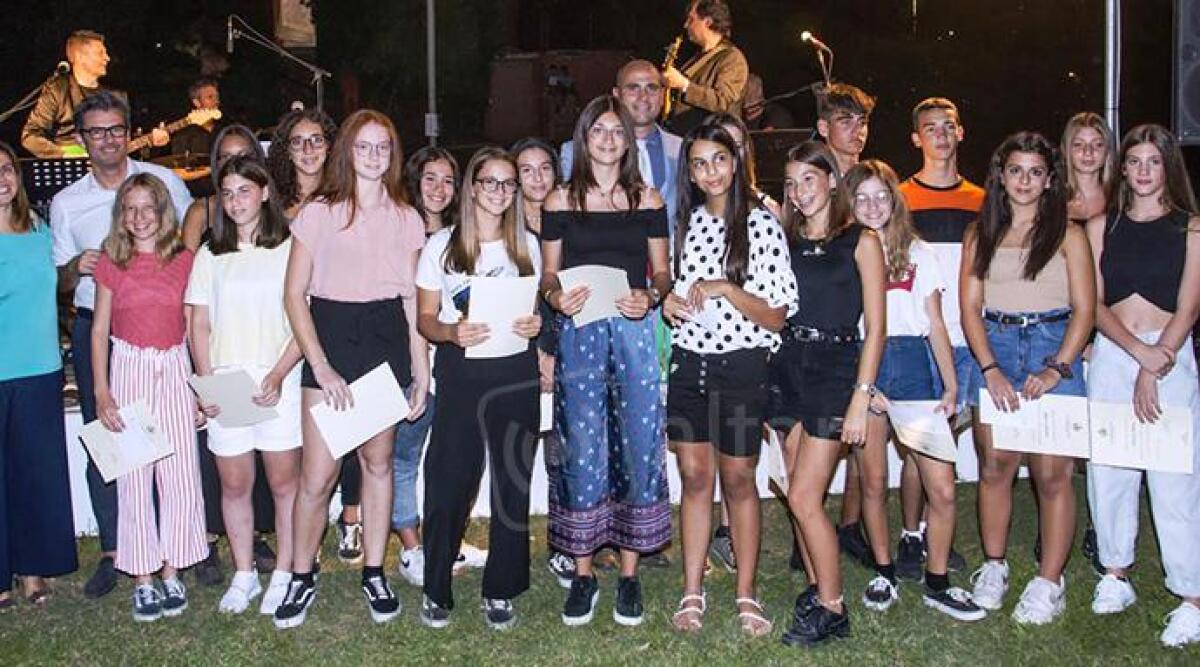 A Bellaria Igea Marina premiati i migliori studenti: ecco i nomi e cognomi - 