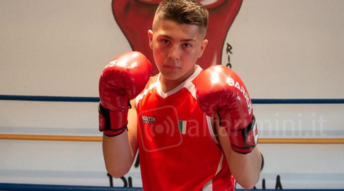 Spettacolo Boxe a Taverna di Montecolombo con otto incontri emozionanti e combattuti -