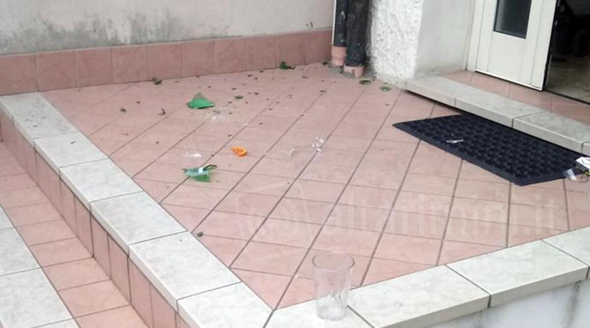 Sonni impossibili in zona Padulli a Rimini per colpa di un bar, i residenti: «Siamo stremati e nessuno interviene» -