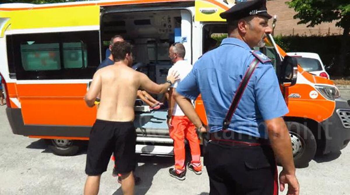 VIDEO Panico in piscina a Santarcangelo, bambini intossicati dal cloro portati in ospedale -