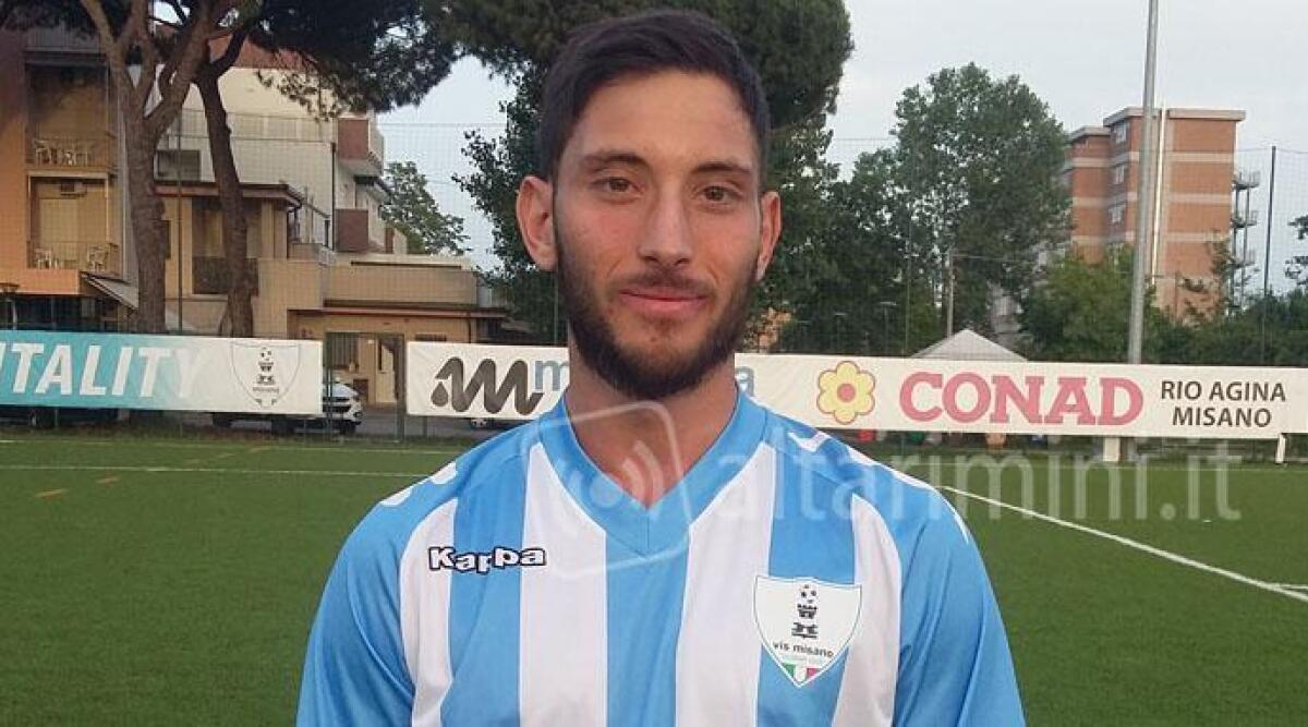 Calcio Promozione, la Vis Misano si &egrave; radunata allo stadio: rosa competitiva - 