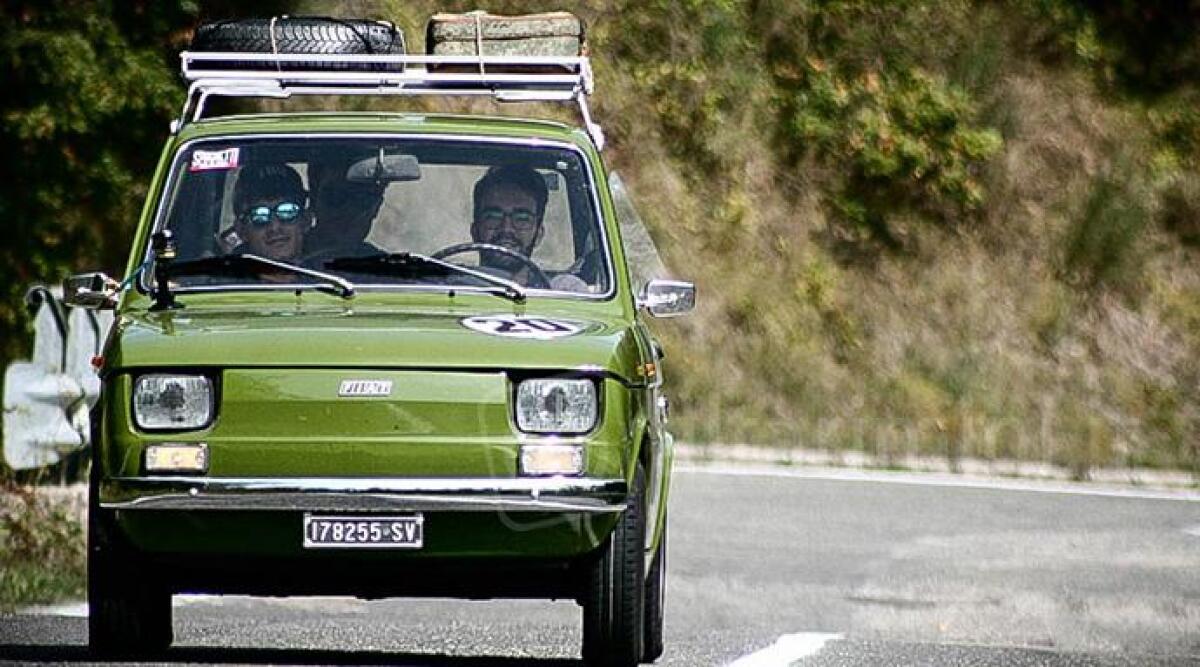 Il folle viaggio delle utilitarie degli 70, 80 e 90: arriva a Cattolica la "Spaghetti Raid" -