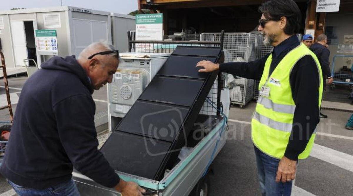 Dal 1 ottobre scatta l&rsquo;orario invernale alle stazioni ecologiche Hera di Rimini e Riccione - 