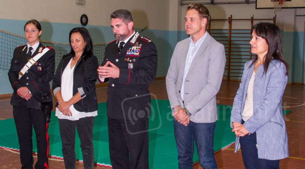 Il Colonnello Carabinieri Sportelli inaugura il nuovo corso di autodifesa per donne a Riccione - 
