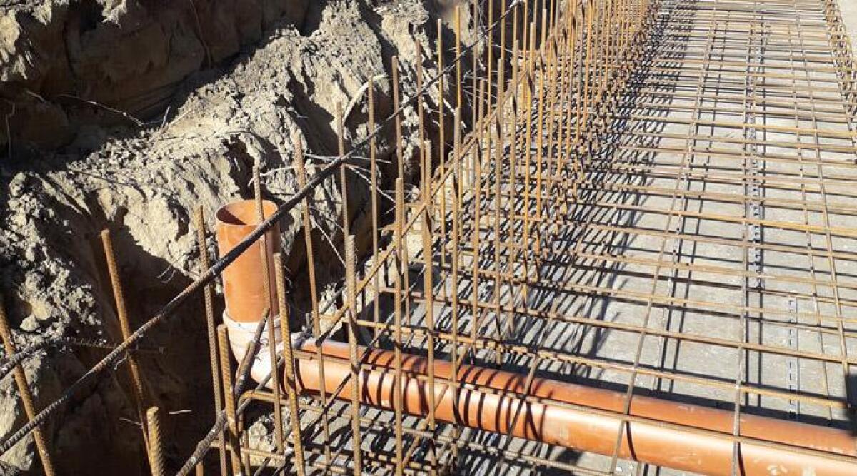 Mille micropali installati per l'allargamento della strada in via Diredaua a Rimini - 