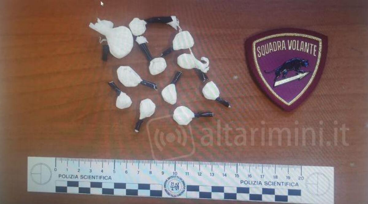 Rimini: al bar con 11 involucri di cocaina, arrestato dalla Polizia - Foto di repertorio