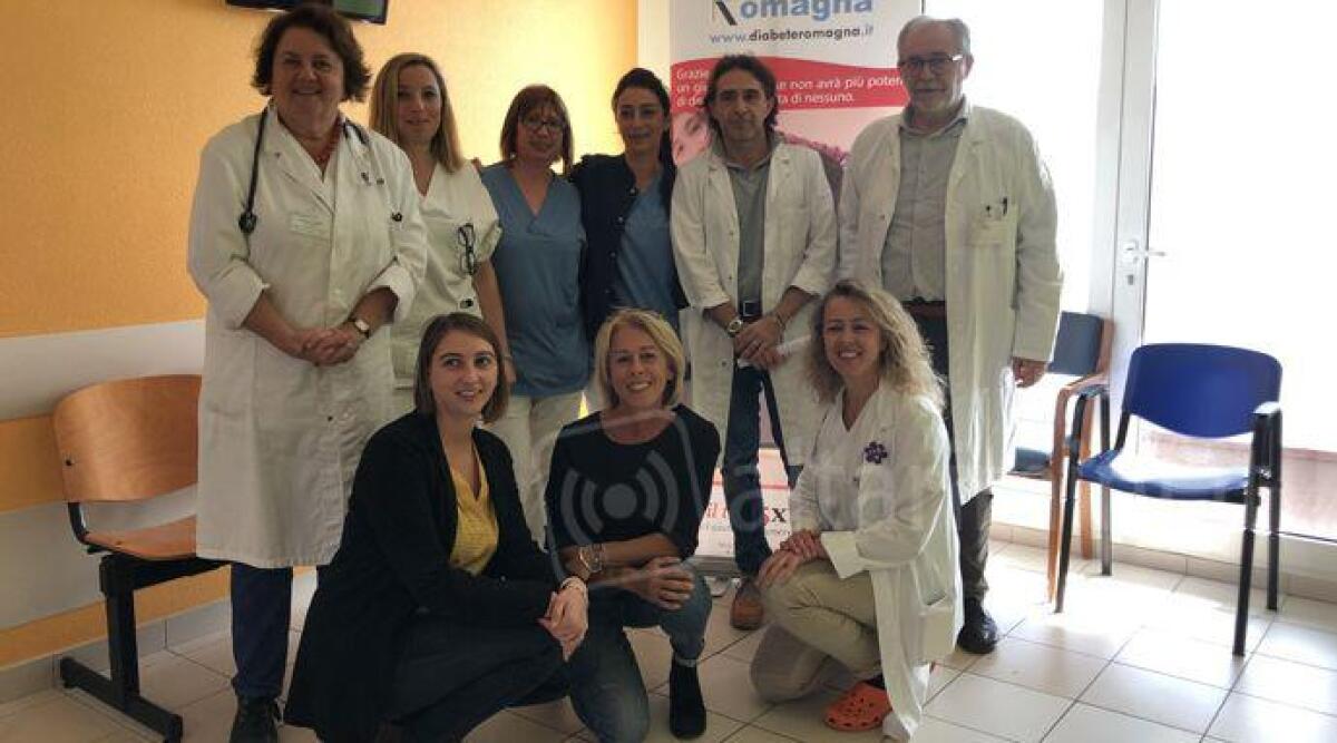 L'associazione Diabete Romagna regala un nuovo televisore all'ospedale Infermi di Rimini - 