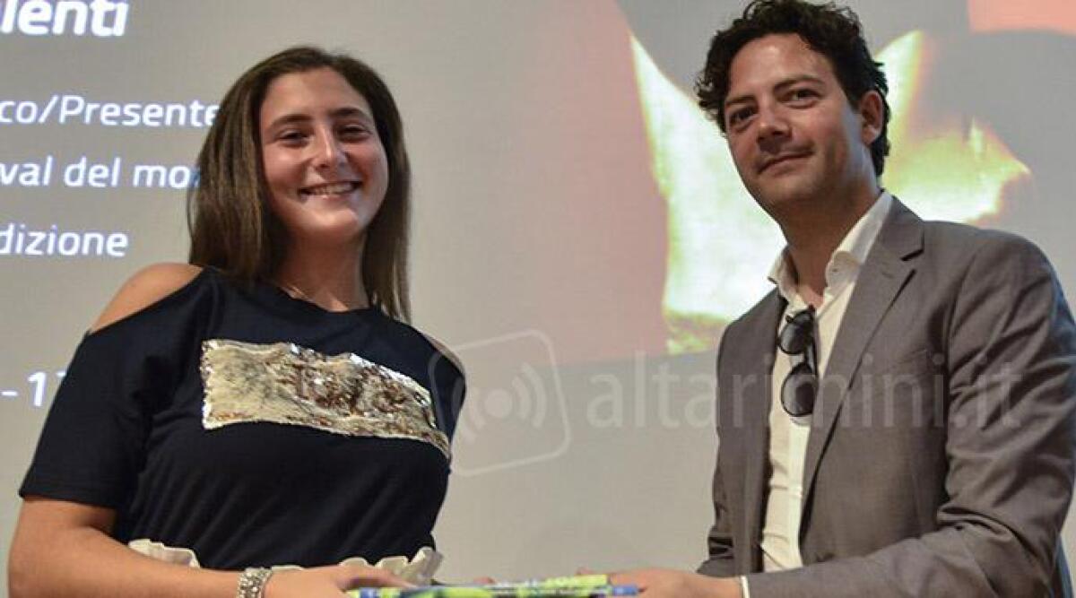 Un premio per la 16enne riminese Anna Zanotti Metalli per il suo dialogo tra Ponte Tiberio e Arco d'Augusto - 