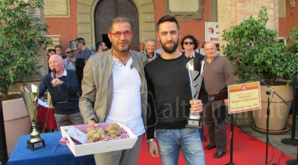 Sant&rsquo;Agata Feltria: Fiera del Tartufo Bianco Pregiato, i vincitori da 800 grammi - 