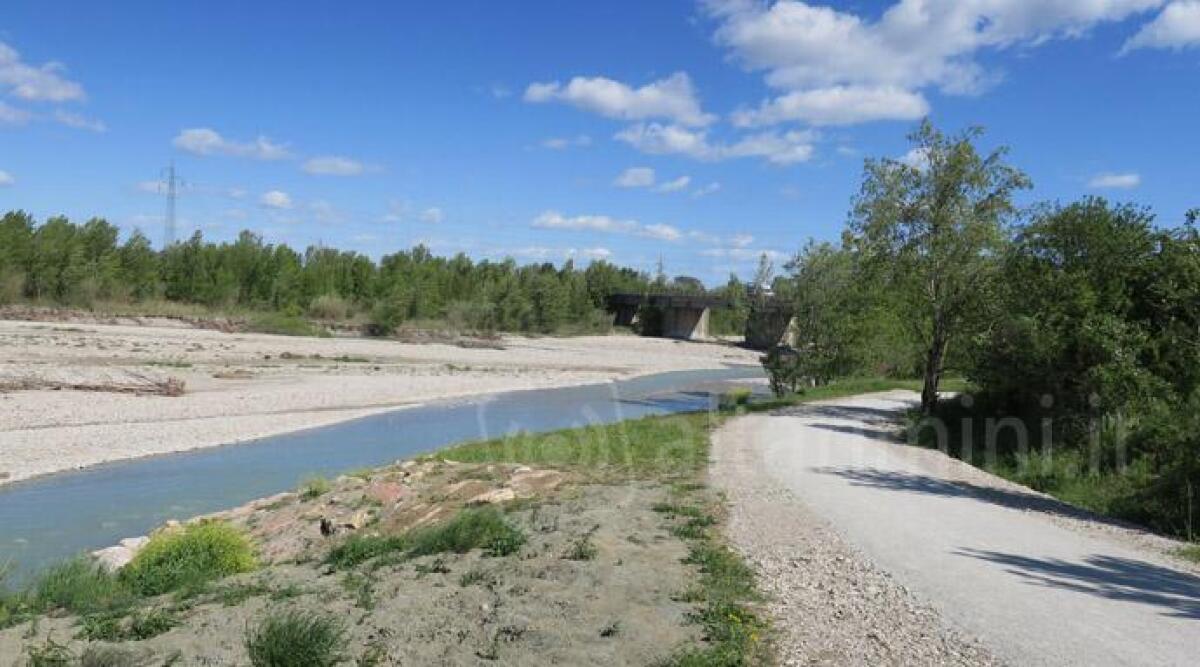 Anche Santarcangelo dispone il divieto di caccia lungo la ciclabile del fiume Marecchia - Ciclabile sul Marecchia