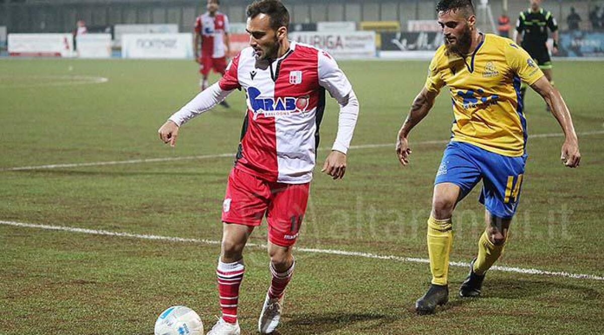 FOTO Rimini Calcio vede rosso: altra espulsione, la Fermana passa 1-0 al Neri - 