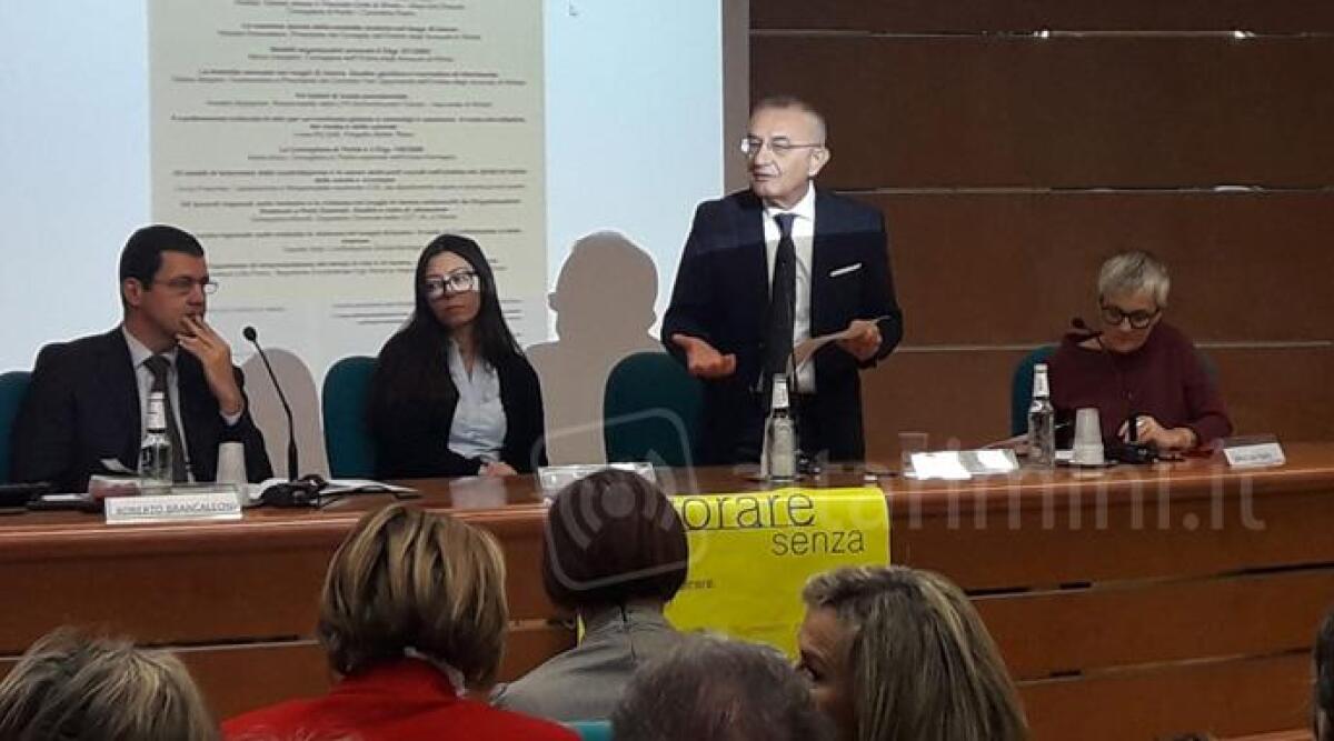 Molestie sul luogo di lavoro: buona partecipazione al seminario in Provincia di Rimini - 