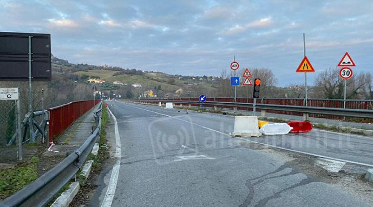 Ponte di Verucchio chiuso, il Comune chiede immediata installazione ponte mobile -