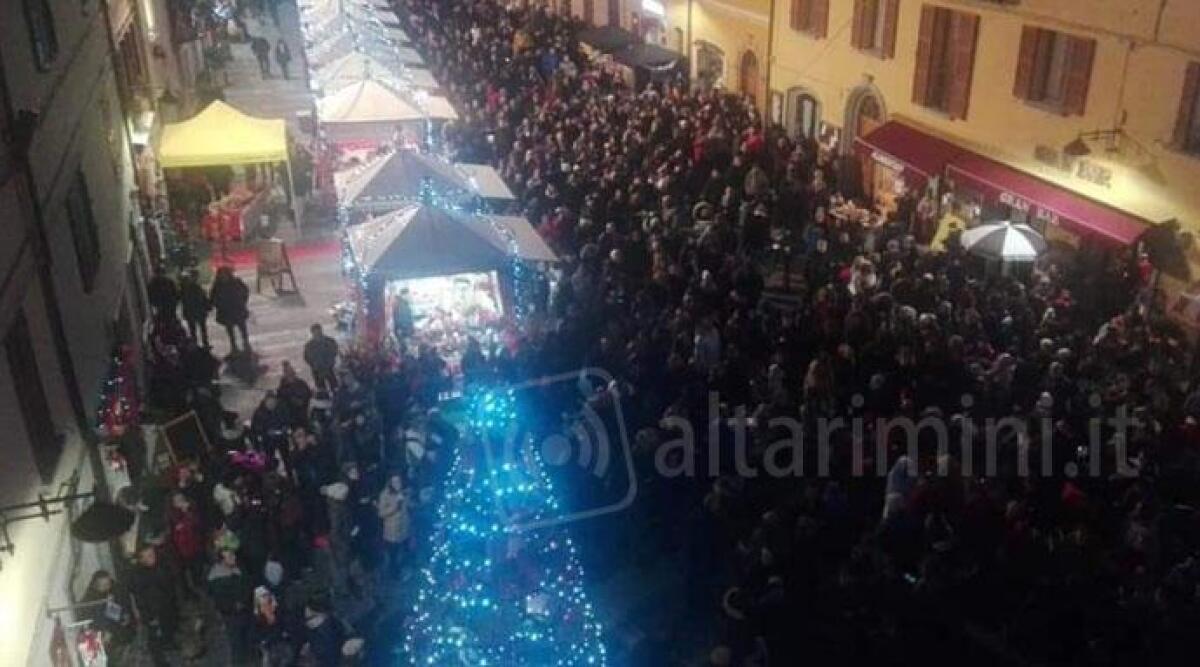 FOTO: la magia del Natale a Sant'Agata Feltria. Domenica il gran finale con luci e spettacoli - 