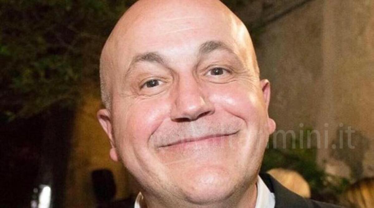 L'artista riminese Carlo Frisi si racconta: "E' un momento in cui la gente ha poca voglia di ridere" -