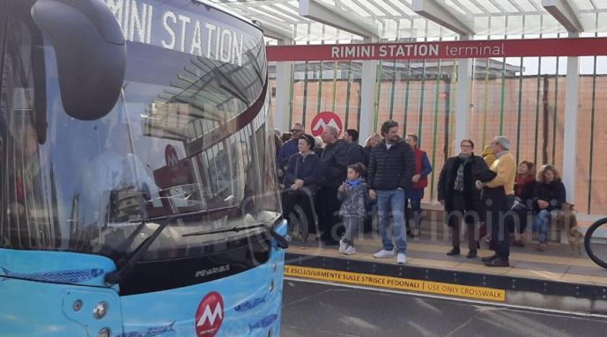 Oltre 15.000 passeggeri a capodanno sul Metromare: successo per il debutto del servizio a favore dei turisti - Foto di repertorio