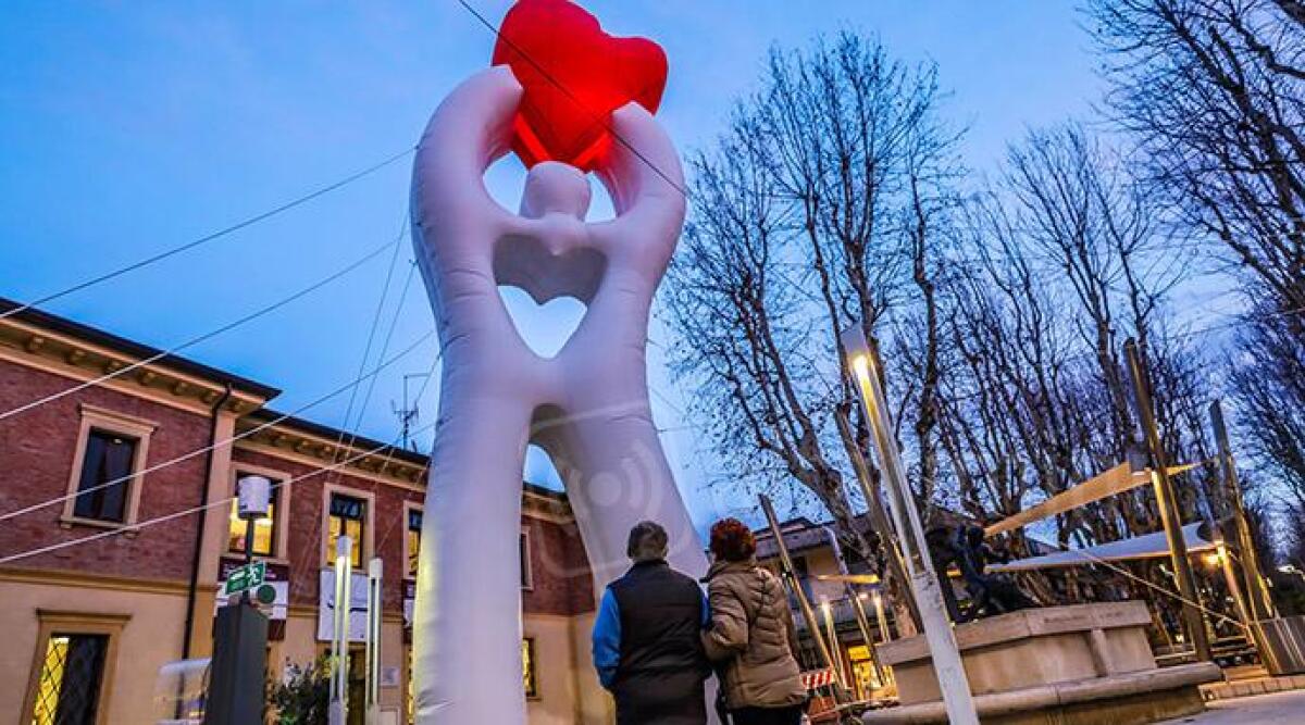 San Valentino a Bellaria Igea Marina, tra spettacoli, musica e gastronomia. Le foto di Alessia Bocchini - 