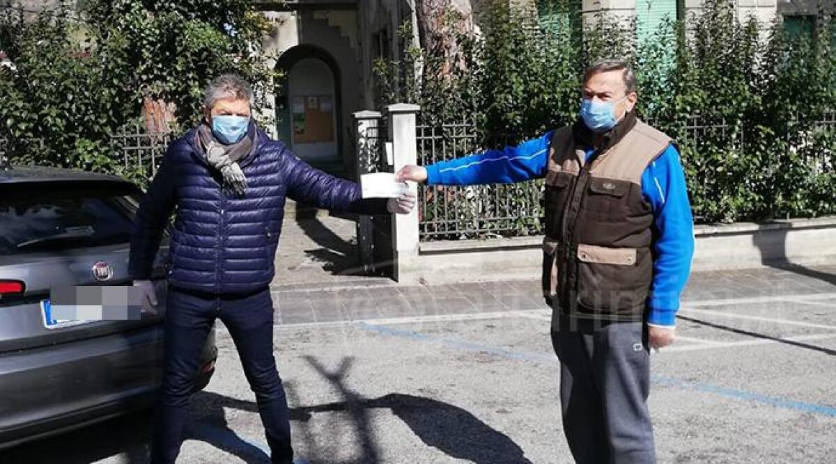 Lega Valmarecchia sezione Novafeltria: donati 1.100 euro all'Associazione oncologica - 