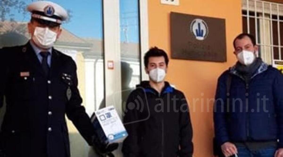 Giovane imprenditore di Santarcangelo dona oltre 1400 mascherine - 